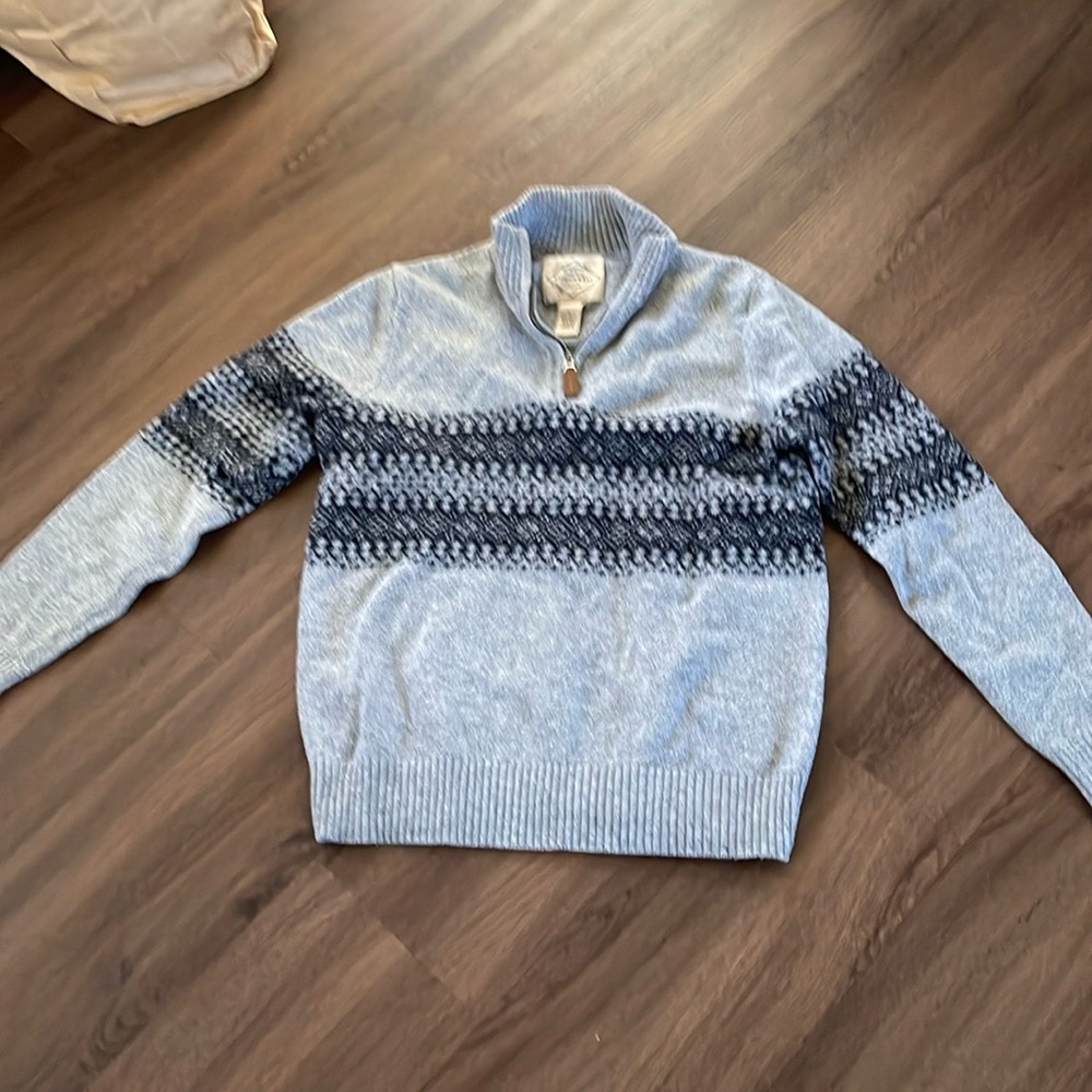 ST John’s Sweater Quality Mens Wear Size Small